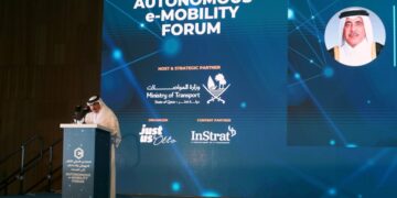 Minister Al-Sulaiti Inaugurates Autonomous e-Mobility Forum